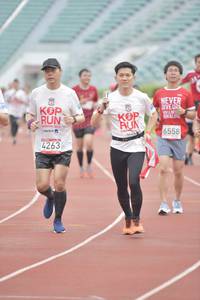 BIB: 6558, 4263
                            <button type="button" onclick="openModal(5939062)" class="btn btn-primary btn-sm float-right btn-popup" data-toggle="modal" data-target=".modal-high-quality">
                        <i class="fas fa-shopping-cart"></i> Add to Cart
                    </button>
                                            <button type="button" onclick="isThisMe(5939062, true)" class="btn btn-success btn-sm float-right btn-popup btn-isme hidden" data-toggle="tooltip" data-placement="bottom" title="นี่คือรูปของคุณใช่ไหม คลิกที่นี่เพื่อเอาเข้าอัลบั้ม">
                        <i class="fas fa-plus"></i> Add to album
                    </button>
                    <button type="button" onclick="isThisMe(5939062, false)" class="btn btn-warning btn-sm float-right btn-popup btn-isnotme hidden">
                        <i class="fas fa-ban"></i> Remove from album
                    </button>