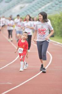 BIB: 7606
                            <button type="button" onclick="openModal(5941830)" class="btn btn-primary btn-sm float-right btn-popup" data-toggle="modal" data-target=".modal-high-quality">
                        <i class="fas fa-shopping-cart"></i> Add to Cart
                    </button>
                                            <button type="button" onclick="isThisMe(5941830, true)" class="btn btn-success btn-sm float-right btn-popup btn-isme hidden" data-toggle="tooltip" data-placement="bottom" title="นี่คือรูปของคุณใช่ไหม คลิกที่นี่เพื่อเอาเข้าอัลบั้ม">
                        <i class="fas fa-plus"></i> Add to album
                    </button>
                    <button type="button" onclick="isThisMe(5941830, false)" class="btn btn-warning btn-sm float-right btn-popup btn-isnotme hidden">
                        <i class="fas fa-ban"></i> Remove from album
                    </button>