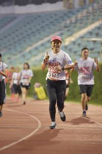 BIB: 310
                            <button type="button" onclick="openModal(5918592)" class="btn btn-primary btn-sm float-right btn-popup" data-toggle="modal" data-target=".modal-high-quality">
                        <i class="fas fa-shopping-cart"></i> Add to Cart
                    </button>
                                            <button type="button" onclick="isThisMe(5918592, true)" class="btn btn-success btn-sm float-right btn-popup btn-isme hidden" data-toggle="tooltip" data-placement="bottom" title="นี่คือรูปของคุณใช่ไหม คลิกที่นี่เพื่อเอาเข้าอัลบั้ม">
                        <i class="fas fa-plus"></i> Add to album
                    </button>
                    <button type="button" onclick="isThisMe(5918592, false)" class="btn btn-warning btn-sm float-right btn-popup btn-isnotme hidden">
                        <i class="fas fa-ban"></i> Remove from album
                    </button>