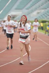 BIB: 1839
                            <button type="button" onclick="openModal(5958714)" class="btn btn-primary btn-sm float-right btn-popup" data-toggle="modal" data-target=".modal-high-quality">
                        <i class="fas fa-shopping-cart"></i> Add to Cart
                    </button>
                                            <button type="button" onclick="isThisMe(5958714, true)" class="btn btn-success btn-sm float-right btn-popup btn-isme hidden" data-toggle="tooltip" data-placement="bottom" title="นี่คือรูปของคุณใช่ไหม คลิกที่นี่เพื่อเอาเข้าอัลบั้ม">
                        <i class="fas fa-plus"></i> Add to album
                    </button>
                    <button type="button" onclick="isThisMe(5958714, false)" class="btn btn-warning btn-sm float-right btn-popup btn-isnotme hidden">
                        <i class="fas fa-ban"></i> Remove from album
                    </button>