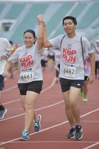 BIB: 2019, 019, 6462, 6461
                            <button type="button" onclick="openModal(5931088)" class="btn btn-primary btn-sm float-right btn-popup" data-toggle="modal" data-target=".modal-high-quality">
                        <i class="fas fa-shopping-cart"></i> Add to Cart
                    </button>
                                            <button type="button" onclick="isThisMe(5931088, true)" class="btn btn-success btn-sm float-right btn-popup btn-isme hidden" data-toggle="tooltip" data-placement="bottom" title="นี่คือรูปของคุณใช่ไหม คลิกที่นี่เพื่อเอาเข้าอัลบั้ม">
                        <i class="fas fa-plus"></i> Add to album
                    </button>
                    <button type="button" onclick="isThisMe(5931088, false)" class="btn btn-warning btn-sm float-right btn-popup btn-isnotme hidden">
                        <i class="fas fa-ban"></i> Remove from album
                    </button>