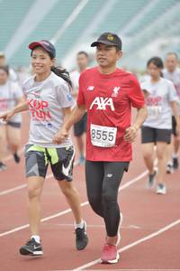 BIB: 261, 8555
                            <button type="button" onclick="openModal(5947369)" class="btn btn-primary btn-sm float-right btn-popup" data-toggle="modal" data-target=".modal-high-quality">
                        <i class="fas fa-shopping-cart"></i> Add to Cart
                    </button>
                                            <button type="button" onclick="isThisMe(5947369, true)" class="btn btn-success btn-sm float-right btn-popup btn-isme hidden" data-toggle="tooltip" data-placement="bottom" title="นี่คือรูปของคุณใช่ไหม คลิกที่นี่เพื่อเอาเข้าอัลบั้ม">
                        <i class="fas fa-plus"></i> Add to album
                    </button>
                    <button type="button" onclick="isThisMe(5947369, false)" class="btn btn-warning btn-sm float-right btn-popup btn-isnotme hidden">
                        <i class="fas fa-ban"></i> Remove from album
                    </button>