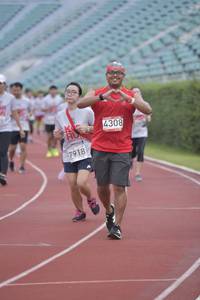 BIB: 4308, 7918
                            <button type="button" onclick="openModal(5931089)" class="btn btn-primary btn-sm float-right btn-popup" data-toggle="modal" data-target=".modal-high-quality">
                        <i class="fas fa-shopping-cart"></i> Add to Cart
                    </button>
                                            <button type="button" onclick="isThisMe(5931089, true)" class="btn btn-success btn-sm float-right btn-popup btn-isme hidden" data-toggle="tooltip" data-placement="bottom" title="นี่คือรูปของคุณใช่ไหม คลิกที่นี่เพื่อเอาเข้าอัลบั้ม">
                        <i class="fas fa-plus"></i> Add to album
                    </button>
                    <button type="button" onclick="isThisMe(5931089, false)" class="btn btn-warning btn-sm float-right btn-popup btn-isnotme hidden">
                        <i class="fas fa-ban"></i> Remove from album
                    </button>