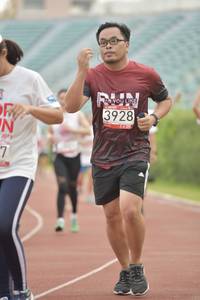 BIB: 3928, 2012
                            <button type="button" onclick="openModal(5951030)" class="btn btn-primary btn-sm float-right btn-popup" data-toggle="modal" data-target=".modal-high-quality">
                        <i class="fas fa-shopping-cart"></i> Add to Cart
                    </button>
                                            <button type="button" onclick="isThisMe(5951030, true)" class="btn btn-success btn-sm float-right btn-popup btn-isme hidden" data-toggle="tooltip" data-placement="bottom" title="นี่คือรูปของคุณใช่ไหม คลิกที่นี่เพื่อเอาเข้าอัลบั้ม">
                        <i class="fas fa-plus"></i> Add to album
                    </button>
                    <button type="button" onclick="isThisMe(5951030, false)" class="btn btn-warning btn-sm float-right btn-popup btn-isnotme hidden">
                        <i class="fas fa-ban"></i> Remove from album
                    </button>