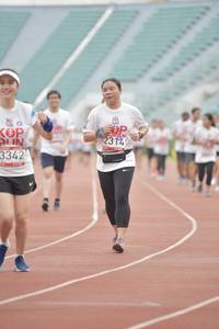 BIB: 3342
                            <button type="button" onclick="openModal(5951241)" class="btn btn-primary btn-sm float-right btn-popup" data-toggle="modal" data-target=".modal-high-quality">
                        <i class="fas fa-shopping-cart"></i> Add to Cart
                    </button>
                                            <button type="button" onclick="isThisMe(5951241, true)" class="btn btn-success btn-sm float-right btn-popup btn-isme hidden" data-toggle="tooltip" data-placement="bottom" title="นี่คือรูปของคุณใช่ไหม คลิกที่นี่เพื่อเอาเข้าอัลบั้ม">
                        <i class="fas fa-plus"></i> Add to album
                    </button>
                    <button type="button" onclick="isThisMe(5951241, false)" class="btn btn-warning btn-sm float-right btn-popup btn-isnotme hidden">
                        <i class="fas fa-ban"></i> Remove from album
                    </button>