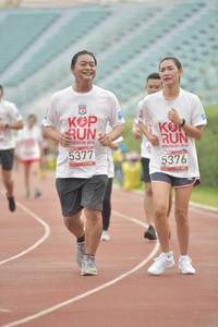 BIB: 2018, 2010, 5377, 5376
                            <button type="button" onclick="openModal(5951302)" class="btn btn-primary btn-sm float-right btn-popup" data-toggle="modal" data-target=".modal-high-quality">
                        <i class="fas fa-shopping-cart"></i> Add to Cart
                    </button>
                                            <button type="button" onclick="isThisMe(5951302, true)" class="btn btn-success btn-sm float-right btn-popup btn-isme hidden" data-toggle="tooltip" data-placement="bottom" title="นี่คือรูปของคุณใช่ไหม คลิกที่นี่เพื่อเอาเข้าอัลบั้ม">
                        <i class="fas fa-plus"></i> Add to album
                    </button>
                    <button type="button" onclick="isThisMe(5951302, false)" class="btn btn-warning btn-sm float-right btn-popup btn-isnotme hidden">
                        <i class="fas fa-ban"></i> Remove from album
                    </button>