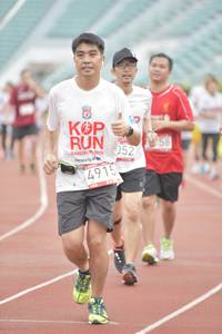 BIB: 052, 010, 4915
                            <button type="button" onclick="openModal(5945942)" class="btn btn-primary btn-sm float-right btn-popup" data-toggle="modal" data-target=".modal-high-quality">
                        <i class="fas fa-shopping-cart"></i> Add to Cart
                    </button>
                                            <button type="button" onclick="isThisMe(5945942, true)" class="btn btn-success btn-sm float-right btn-popup btn-isme hidden" data-toggle="tooltip" data-placement="bottom" title="นี่คือรูปของคุณใช่ไหม คลิกที่นี่เพื่อเอาเข้าอัลบั้ม">
                        <i class="fas fa-plus"></i> Add to album
                    </button>
                    <button type="button" onclick="isThisMe(5945942, false)" class="btn btn-warning btn-sm float-right btn-popup btn-isnotme hidden">
                        <i class="fas fa-ban"></i> Remove from album
                    </button>