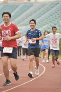 BIB: 295, 134, 1339
                            <button type="button" onclick="openModal(5949921)" class="btn btn-primary btn-sm float-right btn-popup" data-toggle="modal" data-target=".modal-high-quality">
                        <i class="fas fa-shopping-cart"></i> Add to Cart
                    </button>
                                            <button type="button" onclick="isThisMe(5949921, true)" class="btn btn-success btn-sm float-right btn-popup btn-isme hidden" data-toggle="tooltip" data-placement="bottom" title="นี่คือรูปของคุณใช่ไหม คลิกที่นี่เพื่อเอาเข้าอัลบั้ม">
                        <i class="fas fa-plus"></i> Add to album
                    </button>
                    <button type="button" onclick="isThisMe(5949921, false)" class="btn btn-warning btn-sm float-right btn-popup btn-isnotme hidden">
                        <i class="fas fa-ban"></i> Remove from album
                    </button>