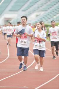 BIB: 1942, 6457, 6458
                            <button type="button" onclick="openModal(5942624)" class="btn btn-primary btn-sm float-right btn-popup" data-toggle="modal" data-target=".modal-high-quality">
                        <i class="fas fa-shopping-cart"></i> Add to Cart
                    </button>
                                            <button type="button" onclick="isThisMe(5942624, true)" class="btn btn-success btn-sm float-right btn-popup btn-isme hidden" data-toggle="tooltip" data-placement="bottom" title="นี่คือรูปของคุณใช่ไหม คลิกที่นี่เพื่อเอาเข้าอัลบั้ม">
                        <i class="fas fa-plus"></i> Add to album
                    </button>
                    <button type="button" onclick="isThisMe(5942624, false)" class="btn btn-warning btn-sm float-right btn-popup btn-isnotme hidden">
                        <i class="fas fa-ban"></i> Remove from album
                    </button>