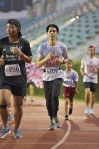 BIB: 6209, 6950
                            <button type="button" onclick="openModal(5919076)" class="btn btn-primary btn-sm float-right btn-popup" data-toggle="modal" data-target=".modal-high-quality">
                        <i class="fas fa-shopping-cart"></i> Add to Cart
                    </button>
                                            <button type="button" onclick="isThisMe(5919076, true)" class="btn btn-success btn-sm float-right btn-popup btn-isme hidden" data-toggle="tooltip" data-placement="bottom" title="นี่คือรูปของคุณใช่ไหม คลิกที่นี่เพื่อเอาเข้าอัลบั้ม">
                        <i class="fas fa-plus"></i> Add to album
                    </button>
                    <button type="button" onclick="isThisMe(5919076, false)" class="btn btn-warning btn-sm float-right btn-popup btn-isnotme hidden">
                        <i class="fas fa-ban"></i> Remove from album
                    </button>