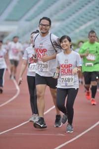 BIB: 777738, 201, 7689
                            <button type="button" onclick="openModal(5932239)" class="btn btn-primary btn-sm float-right btn-popup" data-toggle="modal" data-target=".modal-high-quality">
                        <i class="fas fa-shopping-cart"></i> Add to Cart
                    </button>
                                            <button type="button" onclick="isThisMe(5932239, true)" class="btn btn-success btn-sm float-right btn-popup btn-isme hidden" data-toggle="tooltip" data-placement="bottom" title="นี่คือรูปของคุณใช่ไหม คลิกที่นี่เพื่อเอาเข้าอัลบั้ม">
                        <i class="fas fa-plus"></i> Add to album
                    </button>
                    <button type="button" onclick="isThisMe(5932239, false)" class="btn btn-warning btn-sm float-right btn-popup btn-isnotme hidden">
                        <i class="fas fa-ban"></i> Remove from album
                    </button>