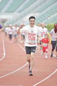 BIB: 1222
                            <button type="button" onclick="openModal(5941742)" class="btn btn-primary btn-sm float-right btn-popup" data-toggle="modal" data-target=".modal-high-quality">
                        <i class="fas fa-shopping-cart"></i> Add to Cart
                    </button>
                                            <button type="button" onclick="isThisMe(5941742, true)" class="btn btn-success btn-sm float-right btn-popup btn-isme hidden" data-toggle="tooltip" data-placement="bottom" title="นี่คือรูปของคุณใช่ไหม คลิกที่นี่เพื่อเอาเข้าอัลบั้ม">
                        <i class="fas fa-plus"></i> Add to album
                    </button>
                    <button type="button" onclick="isThisMe(5941742, false)" class="btn btn-warning btn-sm float-right btn-popup btn-isnotme hidden">
                        <i class="fas fa-ban"></i> Remove from album
                    </button>