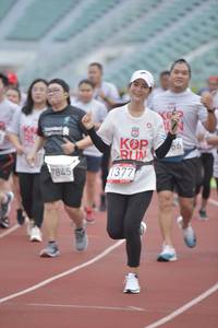 BIB: 1377, 7845
                            <button type="button" onclick="openModal(5932790)" class="btn btn-primary btn-sm float-right btn-popup" data-toggle="modal" data-target=".modal-high-quality">
                        <i class="fas fa-shopping-cart"></i> Add to Cart
                    </button>
                                            <button type="button" onclick="isThisMe(5932790, true)" class="btn btn-success btn-sm float-right btn-popup btn-isme hidden" data-toggle="tooltip" data-placement="bottom" title="นี่คือรูปของคุณใช่ไหม คลิกที่นี่เพื่อเอาเข้าอัลบั้ม">
                        <i class="fas fa-plus"></i> Add to album
                    </button>
                    <button type="button" onclick="isThisMe(5932790, false)" class="btn btn-warning btn-sm float-right btn-popup btn-isnotme hidden">
                        <i class="fas fa-ban"></i> Remove from album
                    </button>