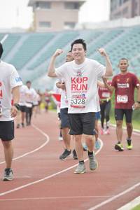 BIB: 2947, 5328
                            <button type="button" onclick="openModal(5951078)" class="btn btn-primary btn-sm float-right btn-popup" data-toggle="modal" data-target=".modal-high-quality">
                        <i class="fas fa-shopping-cart"></i> Add to Cart
                    </button>
                                            <button type="button" onclick="isThisMe(5951078, true)" class="btn btn-success btn-sm float-right btn-popup btn-isme hidden" data-toggle="tooltip" data-placement="bottom" title="นี่คือรูปของคุณใช่ไหม คลิกที่นี่เพื่อเอาเข้าอัลบั้ม">
                        <i class="fas fa-plus"></i> Add to album
                    </button>
                    <button type="button" onclick="isThisMe(5951078, false)" class="btn btn-warning btn-sm float-right btn-popup btn-isnotme hidden">
                        <i class="fas fa-ban"></i> Remove from album
                    </button>