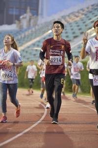 BIB: 8914, 2019, 8964
                            <button type="button" onclick="openModal(5920484)" class="btn btn-primary btn-sm float-right btn-popup" data-toggle="modal" data-target=".modal-high-quality">
                        <i class="fas fa-shopping-cart"></i> Add to Cart
                    </button>
                                            <button type="button" onclick="isThisMe(5920484, true)" class="btn btn-success btn-sm float-right btn-popup btn-isme hidden" data-toggle="tooltip" data-placement="bottom" title="นี่คือรูปของคุณใช่ไหม คลิกที่นี่เพื่อเอาเข้าอัลบั้ม">
                        <i class="fas fa-plus"></i> Add to album
                    </button>
                    <button type="button" onclick="isThisMe(5920484, false)" class="btn btn-warning btn-sm float-right btn-popup btn-isnotme hidden">
                        <i class="fas fa-ban"></i> Remove from album
                    </button>