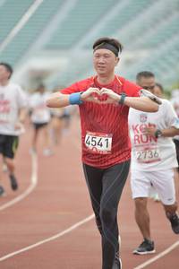 BIB: 4541, 2736
                            <button type="button" onclick="openModal(5954499)" class="btn btn-primary btn-sm float-right btn-popup" data-toggle="modal" data-target=".modal-high-quality">
                        <i class="fas fa-shopping-cart"></i> Add to Cart
                    </button>
                                            <button type="button" onclick="isThisMe(5954499, true)" class="btn btn-success btn-sm float-right btn-popup btn-isme hidden" data-toggle="tooltip" data-placement="bottom" title="นี่คือรูปของคุณใช่ไหม คลิกที่นี่เพื่อเอาเข้าอัลบั้ม">
                        <i class="fas fa-plus"></i> Add to album
                    </button>
                    <button type="button" onclick="isThisMe(5954499, false)" class="btn btn-warning btn-sm float-right btn-popup btn-isnotme hidden">
                        <i class="fas fa-ban"></i> Remove from album
                    </button>