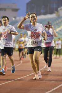 BIB: 930, 6836
                            <button type="button" onclick="openModal(5917838)" class="btn btn-primary btn-sm float-right btn-popup" data-toggle="modal" data-target=".modal-high-quality">
                        <i class="fas fa-shopping-cart"></i> Add to Cart
                    </button>
                                            <button type="button" onclick="isThisMe(5917838, true)" class="btn btn-success btn-sm float-right btn-popup btn-isme hidden" data-toggle="tooltip" data-placement="bottom" title="นี่คือรูปของคุณใช่ไหม คลิกที่นี่เพื่อเอาเข้าอัลบั้ม">
                        <i class="fas fa-plus"></i> Add to album
                    </button>
                    <button type="button" onclick="isThisMe(5917838, false)" class="btn btn-warning btn-sm float-right btn-popup btn-isnotme hidden">
                        <i class="fas fa-ban"></i> Remove from album
                    </button>