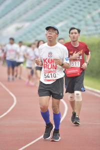 BIB: 3511, 5410
                            <button type="button" onclick="openModal(5940413)" class="btn btn-primary btn-sm float-right btn-popup" data-toggle="modal" data-target=".modal-high-quality">
                        <i class="fas fa-shopping-cart"></i> Add to Cart
                    </button>
                                            <button type="button" onclick="isThisMe(5940413, true)" class="btn btn-success btn-sm float-right btn-popup btn-isme hidden" data-toggle="tooltip" data-placement="bottom" title="นี่คือรูปของคุณใช่ไหม คลิกที่นี่เพื่อเอาเข้าอัลบั้ม">
                        <i class="fas fa-plus"></i> Add to album
                    </button>
                    <button type="button" onclick="isThisMe(5940413, false)" class="btn btn-warning btn-sm float-right btn-popup btn-isnotme hidden">
                        <i class="fas fa-ban"></i> Remove from album
                    </button>