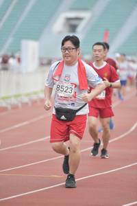 BIB: 8523, 201
                            <button type="button" onclick="openModal(5935593)" class="btn btn-primary btn-sm float-right btn-popup" data-toggle="modal" data-target=".modal-high-quality">
                        <i class="fas fa-shopping-cart"></i> Add to Cart
                    </button>
                                            <button type="button" onclick="isThisMe(5935593, true)" class="btn btn-success btn-sm float-right btn-popup btn-isme hidden" data-toggle="tooltip" data-placement="bottom" title="นี่คือรูปของคุณใช่ไหม คลิกที่นี่เพื่อเอาเข้าอัลบั้ม">
                        <i class="fas fa-plus"></i> Add to album
                    </button>
                    <button type="button" onclick="isThisMe(5935593, false)" class="btn btn-warning btn-sm float-right btn-popup btn-isnotme hidden">
                        <i class="fas fa-ban"></i> Remove from album
                    </button>