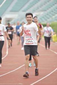 BIB: 1544
                            <button type="button" onclick="openModal(5948127)" class="btn btn-primary btn-sm float-right btn-popup" data-toggle="modal" data-target=".modal-high-quality">
                        <i class="fas fa-shopping-cart"></i> Add to Cart
                    </button>
                                            <button type="button" onclick="isThisMe(5948127, true)" class="btn btn-success btn-sm float-right btn-popup btn-isme hidden" data-toggle="tooltip" data-placement="bottom" title="นี่คือรูปของคุณใช่ไหม คลิกที่นี่เพื่อเอาเข้าอัลบั้ม">
                        <i class="fas fa-plus"></i> Add to album
                    </button>
                    <button type="button" onclick="isThisMe(5948127, false)" class="btn btn-warning btn-sm float-right btn-popup btn-isnotme hidden">
                        <i class="fas fa-ban"></i> Remove from album
                    </button>