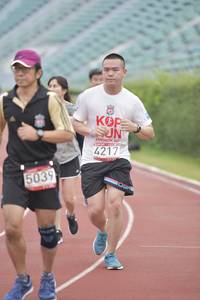 BIB: 4217, 5039
                            <button type="button" onclick="openModal(5936586)" class="btn btn-primary btn-sm float-right btn-popup" data-toggle="modal" data-target=".modal-high-quality">
                        <i class="fas fa-shopping-cart"></i> Add to Cart
                    </button>
                                            <button type="button" onclick="isThisMe(5936586, true)" class="btn btn-success btn-sm float-right btn-popup btn-isme hidden" data-toggle="tooltip" data-placement="bottom" title="นี่คือรูปของคุณใช่ไหม คลิกที่นี่เพื่อเอาเข้าอัลบั้ม">
                        <i class="fas fa-plus"></i> Add to album
                    </button>
                    <button type="button" onclick="isThisMe(5936586, false)" class="btn btn-warning btn-sm float-right btn-popup btn-isnotme hidden">
                        <i class="fas fa-ban"></i> Remove from album
                    </button>