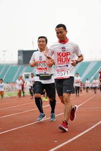 BIB: 5925, 010, 5571
                            <button type="button" onclick="openModal(6020861)" class="btn btn-primary btn-sm float-right btn-popup" data-toggle="modal" data-target=".modal-high-quality">
                        <i class="fas fa-shopping-cart"></i> Add to Cart
                    </button>
                                            <button type="button" onclick="isThisMe(6020861, true)" class="btn btn-success btn-sm float-right btn-popup btn-isme hidden" data-toggle="tooltip" data-placement="bottom" title="นี่คือรูปของคุณใช่ไหม คลิกที่นี่เพื่อเอาเข้าอัลบั้ม">
                        <i class="fas fa-plus"></i> Add to album
                    </button>
                    <button type="button" onclick="isThisMe(6020861, false)" class="btn btn-warning btn-sm float-right btn-popup btn-isnotme hidden">
                        <i class="fas fa-ban"></i> Remove from album
                    </button>