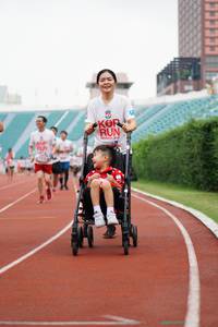 BIB: 
                            <button type="button" onclick="openModal(6026911)" class="btn btn-primary btn-sm float-right btn-popup" data-toggle="modal" data-target=".modal-high-quality">
                        <i class="fas fa-shopping-cart"></i> Add to Cart
                    </button>
                                            <button type="button" onclick="isThisMe(6026911, true)" class="btn btn-success btn-sm float-right btn-popup btn-isme hidden" data-toggle="tooltip" data-placement="bottom" title="นี่คือรูปของคุณใช่ไหม คลิกที่นี่เพื่อเอาเข้าอัลบั้ม">
                        <i class="fas fa-plus"></i> Add to album
                    </button>
                    <button type="button" onclick="isThisMe(6026911, false)" class="btn btn-warning btn-sm float-right btn-popup btn-isnotme hidden">
                        <i class="fas fa-ban"></i> Remove from album
                    </button>