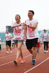 BIB: 1845, 1844, 7089
                            <button type="button" onclick="openModal(6021664)" class="btn btn-primary btn-sm float-right btn-popup" data-toggle="modal" data-target=".modal-high-quality">
                        <i class="fas fa-shopping-cart"></i> Add to Cart
                    </button>
                                            <button type="button" onclick="isThisMe(6021664, true)" class="btn btn-success btn-sm float-right btn-popup btn-isme hidden" data-toggle="tooltip" data-placement="bottom" title="นี่คือรูปของคุณใช่ไหม คลิกที่นี่เพื่อเอาเข้าอัลบั้ม">
                        <i class="fas fa-plus"></i> Add to album
                    </button>
                    <button type="button" onclick="isThisMe(6021664, false)" class="btn btn-warning btn-sm float-right btn-popup btn-isnotme hidden">
                        <i class="fas fa-ban"></i> Remove from album
                    </button>