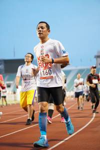 BIB: 1160, 6087
                            <button type="button" onclick="openModal(5934297)" class="btn btn-primary btn-sm float-right btn-popup" data-toggle="modal" data-target=".modal-high-quality">
                        <i class="fas fa-shopping-cart"></i> Add to Cart
                    </button>
                                            <button type="button" onclick="isThisMe(5934297, true)" class="btn btn-success btn-sm float-right btn-popup btn-isme hidden" data-toggle="tooltip" data-placement="bottom" title="นี่คือรูปของคุณใช่ไหม คลิกที่นี่เพื่อเอาเข้าอัลบั้ม">
                        <i class="fas fa-plus"></i> Add to album
                    </button>
                    <button type="button" onclick="isThisMe(5934297, false)" class="btn btn-warning btn-sm float-right btn-popup btn-isnotme hidden">
                        <i class="fas fa-ban"></i> Remove from album
                    </button>