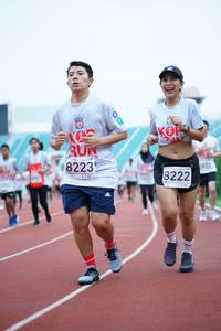 BIB: 8223, 8222
                            <button type="button" onclick="openModal(5936607)" class="btn btn-primary btn-sm float-right btn-popup" data-toggle="modal" data-target=".modal-high-quality">
                        <i class="fas fa-shopping-cart"></i> Add to Cart
                    </button>
                                            <button type="button" onclick="isThisMe(5936607, true)" class="btn btn-success btn-sm float-right btn-popup btn-isme hidden" data-toggle="tooltip" data-placement="bottom" title="นี่คือรูปของคุณใช่ไหม คลิกที่นี่เพื่อเอาเข้าอัลบั้ม">
                        <i class="fas fa-plus"></i> Add to album
                    </button>
                    <button type="button" onclick="isThisMe(5936607, false)" class="btn btn-warning btn-sm float-right btn-popup btn-isnotme hidden">
                        <i class="fas fa-ban"></i> Remove from album
                    </button>