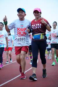 BIB: 6591, 4819
                            <button type="button" onclick="openModal(5934854)" class="btn btn-primary btn-sm float-right btn-popup" data-toggle="modal" data-target=".modal-high-quality">
                        <i class="fas fa-shopping-cart"></i> Add to Cart
                    </button>
                                            <button type="button" onclick="isThisMe(5934854, true)" class="btn btn-success btn-sm float-right btn-popup btn-isme hidden" data-toggle="tooltip" data-placement="bottom" title="นี่คือรูปของคุณใช่ไหม คลิกที่นี่เพื่อเอาเข้าอัลบั้ม">
                        <i class="fas fa-plus"></i> Add to album
                    </button>
                    <button type="button" onclick="isThisMe(5934854, false)" class="btn btn-warning btn-sm float-right btn-popup btn-isnotme hidden">
                        <i class="fas fa-ban"></i> Remove from album
                    </button>