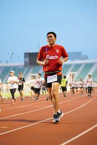 BIB: 7597
                            <button type="button" onclick="openModal(5934682)" class="btn btn-primary btn-sm float-right btn-popup" data-toggle="modal" data-target=".modal-high-quality">
                        <i class="fas fa-shopping-cart"></i> Add to Cart
                    </button>
                                            <button type="button" onclick="isThisMe(5934682, true)" class="btn btn-success btn-sm float-right btn-popup btn-isme hidden" data-toggle="tooltip" data-placement="bottom" title="นี่คือรูปของคุณใช่ไหม คลิกที่นี่เพื่อเอาเข้าอัลบั้ม">
                        <i class="fas fa-plus"></i> Add to album
                    </button>
                    <button type="button" onclick="isThisMe(5934682, false)" class="btn btn-warning btn-sm float-right btn-popup btn-isnotme hidden">
                        <i class="fas fa-ban"></i> Remove from album
                    </button>