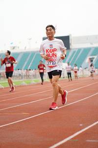 BIB: 2019, 3773
                            <button type="button" onclick="openModal(6022886)" class="btn btn-primary btn-sm float-right btn-popup" data-toggle="modal" data-target=".modal-high-quality">
                        <i class="fas fa-shopping-cart"></i> Add to Cart
                    </button>
                                            <button type="button" onclick="isThisMe(6022886, true)" class="btn btn-success btn-sm float-right btn-popup btn-isme hidden" data-toggle="tooltip" data-placement="bottom" title="นี่คือรูปของคุณใช่ไหม คลิกที่นี่เพื่อเอาเข้าอัลบั้ม">
                        <i class="fas fa-plus"></i> Add to album
                    </button>
                    <button type="button" onclick="isThisMe(6022886, false)" class="btn btn-warning btn-sm float-right btn-popup btn-isnotme hidden">
                        <i class="fas fa-ban"></i> Remove from album
                    </button>