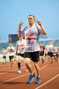 BIB: 2019, 8682, 8718
                            <button type="button" onclick="openModal(5934368)" class="btn btn-primary btn-sm float-right btn-popup" data-toggle="modal" data-target=".modal-high-quality">
                        <i class="fas fa-shopping-cart"></i> Add to Cart
                    </button>
                                            <button type="button" onclick="isThisMe(5934368, true)" class="btn btn-success btn-sm float-right btn-popup btn-isme hidden" data-toggle="tooltip" data-placement="bottom" title="นี่คือรูปของคุณใช่ไหม คลิกที่นี่เพื่อเอาเข้าอัลบั้ม">
                        <i class="fas fa-plus"></i> Add to album
                    </button>
                    <button type="button" onclick="isThisMe(5934368, false)" class="btn btn-warning btn-sm float-right btn-popup btn-isnotme hidden">
                        <i class="fas fa-ban"></i> Remove from album
                    </button>