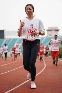 BIB: 1196
                            <button type="button" onclick="openModal(5939263)" class="btn btn-primary btn-sm float-right btn-popup" data-toggle="modal" data-target=".modal-high-quality">
                        <i class="fas fa-shopping-cart"></i> Add to Cart
                    </button>
                                            <button type="button" onclick="isThisMe(5939263, true)" class="btn btn-success btn-sm float-right btn-popup btn-isme hidden" data-toggle="tooltip" data-placement="bottom" title="นี่คือรูปของคุณใช่ไหม คลิกที่นี่เพื่อเอาเข้าอัลบั้ม">
                        <i class="fas fa-plus"></i> Add to album
                    </button>
                    <button type="button" onclick="isThisMe(5939263, false)" class="btn btn-warning btn-sm float-right btn-popup btn-isnotme hidden">
                        <i class="fas fa-ban"></i> Remove from album
                    </button>