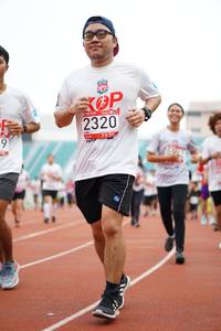 BIB: 2320
                            <button type="button" onclick="openModal(5941226)" class="btn btn-primary btn-sm float-right btn-popup" data-toggle="modal" data-target=".modal-high-quality">
                        <i class="fas fa-shopping-cart"></i> Add to Cart
                    </button>
                                            <button type="button" onclick="isThisMe(5941226, true)" class="btn btn-success btn-sm float-right btn-popup btn-isme hidden" data-toggle="tooltip" data-placement="bottom" title="นี่คือรูปของคุณใช่ไหม คลิกที่นี่เพื่อเอาเข้าอัลบั้ม">
                        <i class="fas fa-plus"></i> Add to album
                    </button>
                    <button type="button" onclick="isThisMe(5941226, false)" class="btn btn-warning btn-sm float-right btn-popup btn-isnotme hidden">
                        <i class="fas fa-ban"></i> Remove from album
                    </button>