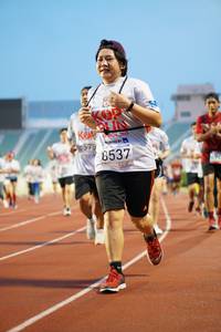 BIB: 575, 8537
                            <button type="button" onclick="openModal(5934408)" class="btn btn-primary btn-sm float-right btn-popup" data-toggle="modal" data-target=".modal-high-quality">
                        <i class="fas fa-shopping-cart"></i> Add to Cart
                    </button>
                                            <button type="button" onclick="isThisMe(5934408, true)" class="btn btn-success btn-sm float-right btn-popup btn-isme hidden" data-toggle="tooltip" data-placement="bottom" title="นี่คือรูปของคุณใช่ไหม คลิกที่นี่เพื่อเอาเข้าอัลบั้ม">
                        <i class="fas fa-plus"></i> Add to album
                    </button>
                    <button type="button" onclick="isThisMe(5934408, false)" class="btn btn-warning btn-sm float-right btn-popup btn-isnotme hidden">
                        <i class="fas fa-ban"></i> Remove from album
                    </button>