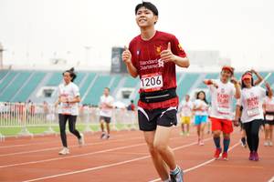 BIB: 1206
                            <button type="button" onclick="openModal(6026458)" class="btn btn-primary btn-sm float-right btn-popup" data-toggle="modal" data-target=".modal-high-quality">
                        <i class="fas fa-shopping-cart"></i> Add to Cart
                    </button>
                                            <button type="button" onclick="isThisMe(6026458, true)" class="btn btn-success btn-sm float-right btn-popup btn-isme hidden" data-toggle="tooltip" data-placement="bottom" title="นี่คือรูปของคุณใช่ไหม คลิกที่นี่เพื่อเอาเข้าอัลบั้ม">
                        <i class="fas fa-plus"></i> Add to album
                    </button>
                    <button type="button" onclick="isThisMe(6026458, false)" class="btn btn-warning btn-sm float-right btn-popup btn-isnotme hidden">
                        <i class="fas fa-ban"></i> Remove from album
                    </button>