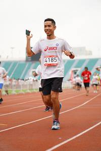 BIB: 4185
                            <button type="button" onclick="openModal(6026902)" class="btn btn-primary btn-sm float-right btn-popup" data-toggle="modal" data-target=".modal-high-quality">
                        <i class="fas fa-shopping-cart"></i> Add to Cart
                    </button>
                                            <button type="button" onclick="isThisMe(6026902, true)" class="btn btn-success btn-sm float-right btn-popup btn-isme hidden" data-toggle="tooltip" data-placement="bottom" title="นี่คือรูปของคุณใช่ไหม คลิกที่นี่เพื่อเอาเข้าอัลบั้ม">
                        <i class="fas fa-plus"></i> Add to album
                    </button>
                    <button type="button" onclick="isThisMe(6026902, false)" class="btn btn-warning btn-sm float-right btn-popup btn-isnotme hidden">
                        <i class="fas fa-ban"></i> Remove from album
                    </button>