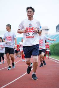 BIB: 2612, 928, 1495
                            <button type="button" onclick="openModal(5936703)" class="btn btn-primary btn-sm float-right btn-popup" data-toggle="modal" data-target=".modal-high-quality">
                        <i class="fas fa-shopping-cart"></i> Add to Cart
                    </button>
                                            <button type="button" onclick="isThisMe(5936703, true)" class="btn btn-success btn-sm float-right btn-popup btn-isme hidden" data-toggle="tooltip" data-placement="bottom" title="นี่คือรูปของคุณใช่ไหม คลิกที่นี่เพื่อเอาเข้าอัลบั้ม">
                        <i class="fas fa-plus"></i> Add to album
                    </button>
                    <button type="button" onclick="isThisMe(5936703, false)" class="btn btn-warning btn-sm float-right btn-popup btn-isnotme hidden">
                        <i class="fas fa-ban"></i> Remove from album
                    </button>