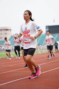 BIB: 2427
                            <button type="button" onclick="openModal(5939777)" class="btn btn-primary btn-sm float-right btn-popup" data-toggle="modal" data-target=".modal-high-quality">
                        <i class="fas fa-shopping-cart"></i> Add to Cart
                    </button>
                                            <button type="button" onclick="isThisMe(5939777, true)" class="btn btn-success btn-sm float-right btn-popup btn-isme hidden" data-toggle="tooltip" data-placement="bottom" title="นี่คือรูปของคุณใช่ไหม คลิกที่นี่เพื่อเอาเข้าอัลบั้ม">
                        <i class="fas fa-plus"></i> Add to album
                    </button>
                    <button type="button" onclick="isThisMe(5939777, false)" class="btn btn-warning btn-sm float-right btn-popup btn-isnotme hidden">
                        <i class="fas fa-ban"></i> Remove from album
                    </button>