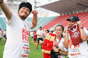 BIB: 1805, 1184
                            <button type="button" onclick="openModal(5917764)" class="btn btn-primary btn-sm float-right btn-popup" data-toggle="modal" data-target=".modal-high-quality">
                        <i class="fas fa-shopping-cart"></i> Add to Cart
                    </button>
                                            <button type="button" onclick="isThisMe(5917764, true)" class="btn btn-success btn-sm float-right btn-popup btn-isme hidden" data-toggle="tooltip" data-placement="bottom" title="นี่คือรูปของคุณใช่ไหม คลิกที่นี่เพื่อเอาเข้าอัลบั้ม">
                        <i class="fas fa-plus"></i> Add to album
                    </button>
                    <button type="button" onclick="isThisMe(5917764, false)" class="btn btn-warning btn-sm float-right btn-popup btn-isnotme hidden">
                        <i class="fas fa-ban"></i> Remove from album
                    </button>