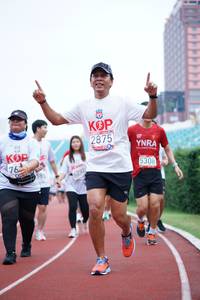 BIB: 2875, 585, 5308, 
                            <button type="button" onclick="openModal(5936893)" class="btn btn-primary btn-sm float-right btn-popup" data-toggle="modal" data-target=".modal-high-quality">
                        <i class="fas fa-shopping-cart"></i> Add to Cart
                    </button>
                                            <button type="button" onclick="isThisMe(5936893, true)" class="btn btn-success btn-sm float-right btn-popup btn-isme hidden" data-toggle="tooltip" data-placement="bottom" title="นี่คือรูปของคุณใช่ไหม คลิกที่นี่เพื่อเอาเข้าอัลบั้ม">
                        <i class="fas fa-plus"></i> Add to album
                    </button>
                    <button type="button" onclick="isThisMe(5936893, false)" class="btn btn-warning btn-sm float-right btn-popup btn-isnotme hidden">
                        <i class="fas fa-ban"></i> Remove from album
                    </button>