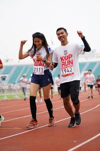 BIB: 1942, 7111
                            <button type="button" onclick="openModal(5940071)" class="btn btn-primary btn-sm float-right btn-popup" data-toggle="modal" data-target=".modal-high-quality">
                        <i class="fas fa-shopping-cart"></i> Add to Cart
                    </button>
                                            <button type="button" onclick="isThisMe(5940071, true)" class="btn btn-success btn-sm float-right btn-popup btn-isme hidden" data-toggle="tooltip" data-placement="bottom" title="นี่คือรูปของคุณใช่ไหม คลิกที่นี่เพื่อเอาเข้าอัลบั้ม">
                        <i class="fas fa-plus"></i> Add to album
                    </button>
                    <button type="button" onclick="isThisMe(5940071, false)" class="btn btn-warning btn-sm float-right btn-popup btn-isnotme hidden">
                        <i class="fas fa-ban"></i> Remove from album
                    </button>