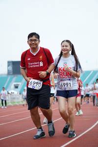 BIB: 6990, 6991
                            <button type="button" onclick="openModal(5937449)" class="btn btn-primary btn-sm float-right btn-popup" data-toggle="modal" data-target=".modal-high-quality">
                        <i class="fas fa-shopping-cart"></i> Add to Cart
                    </button>
                                            <button type="button" onclick="isThisMe(5937449, true)" class="btn btn-success btn-sm float-right btn-popup btn-isme hidden" data-toggle="tooltip" data-placement="bottom" title="นี่คือรูปของคุณใช่ไหม คลิกที่นี่เพื่อเอาเข้าอัลบั้ม">
                        <i class="fas fa-plus"></i> Add to album
                    </button>
                    <button type="button" onclick="isThisMe(5937449, false)" class="btn btn-warning btn-sm float-right btn-popup btn-isnotme hidden">
                        <i class="fas fa-ban"></i> Remove from album
                    </button>