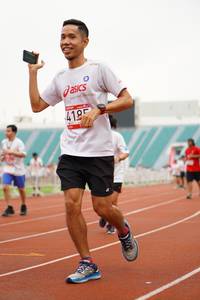 BIB: 418
                            <button type="button" onclick="openModal(6026909)" class="btn btn-primary btn-sm float-right btn-popup" data-toggle="modal" data-target=".modal-high-quality">
                        <i class="fas fa-shopping-cart"></i> Add to Cart
                    </button>
                                            <button type="button" onclick="isThisMe(6026909, true)" class="btn btn-success btn-sm float-right btn-popup btn-isme hidden" data-toggle="tooltip" data-placement="bottom" title="นี่คือรูปของคุณใช่ไหม คลิกที่นี่เพื่อเอาเข้าอัลบั้ม">
                        <i class="fas fa-plus"></i> Add to album
                    </button>
                    <button type="button" onclick="isThisMe(6026909, false)" class="btn btn-warning btn-sm float-right btn-popup btn-isnotme hidden">
                        <i class="fas fa-ban"></i> Remove from album
                    </button>