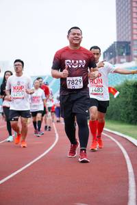 BIB: 7829, 4259, 1483
                            <button type="button" onclick="openModal(5936735)" class="btn btn-primary btn-sm float-right btn-popup" data-toggle="modal" data-target=".modal-high-quality">
                        <i class="fas fa-shopping-cart"></i> Add to Cart
                    </button>
                                            <button type="button" onclick="isThisMe(5936735, true)" class="btn btn-success btn-sm float-right btn-popup btn-isme hidden" data-toggle="tooltip" data-placement="bottom" title="นี่คือรูปของคุณใช่ไหม คลิกที่นี่เพื่อเอาเข้าอัลบั้ม">
                        <i class="fas fa-plus"></i> Add to album
                    </button>
                    <button type="button" onclick="isThisMe(5936735, false)" class="btn btn-warning btn-sm float-right btn-popup btn-isnotme hidden">
                        <i class="fas fa-ban"></i> Remove from album
                    </button>