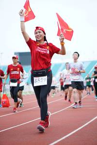 BIB: 6529
                            <button type="button" onclick="openModal(5937182)" class="btn btn-primary btn-sm float-right btn-popup" data-toggle="modal" data-target=".modal-high-quality">
                        <i class="fas fa-shopping-cart"></i> Add to Cart
                    </button>
                                            <button type="button" onclick="isThisMe(5937182, true)" class="btn btn-success btn-sm float-right btn-popup btn-isme hidden" data-toggle="tooltip" data-placement="bottom" title="นี่คือรูปของคุณใช่ไหม คลิกที่นี่เพื่อเอาเข้าอัลบั้ม">
                        <i class="fas fa-plus"></i> Add to album
                    </button>
                    <button type="button" onclick="isThisMe(5937182, false)" class="btn btn-warning btn-sm float-right btn-popup btn-isnotme hidden">
                        <i class="fas fa-ban"></i> Remove from album
                    </button>