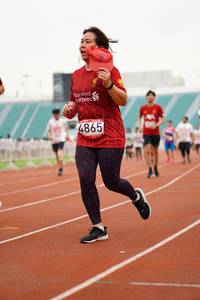 BIB: 4865
                            <button type="button" onclick="openModal(6026805)" class="btn btn-primary btn-sm float-right btn-popup" data-toggle="modal" data-target=".modal-high-quality">
                        <i class="fas fa-shopping-cart"></i> Add to Cart
                    </button>
                                            <button type="button" onclick="isThisMe(6026805, true)" class="btn btn-success btn-sm float-right btn-popup btn-isme hidden" data-toggle="tooltip" data-placement="bottom" title="นี่คือรูปของคุณใช่ไหม คลิกที่นี่เพื่อเอาเข้าอัลบั้ม">
                        <i class="fas fa-plus"></i> Add to album
                    </button>
                    <button type="button" onclick="isThisMe(6026805, false)" class="btn btn-warning btn-sm float-right btn-popup btn-isnotme hidden">
                        <i class="fas fa-ban"></i> Remove from album
                    </button>