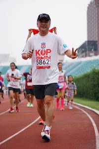 BIB: 5862
                            <button type="button" onclick="openModal(5938250)" class="btn btn-primary btn-sm float-right btn-popup" data-toggle="modal" data-target=".modal-high-quality">
                        <i class="fas fa-shopping-cart"></i> Add to Cart
                    </button>
                                            <button type="button" onclick="isThisMe(5938250, true)" class="btn btn-success btn-sm float-right btn-popup btn-isme hidden" data-toggle="tooltip" data-placement="bottom" title="นี่คือรูปของคุณใช่ไหม คลิกที่นี่เพื่อเอาเข้าอัลบั้ม">
                        <i class="fas fa-plus"></i> Add to album
                    </button>
                    <button type="button" onclick="isThisMe(5938250, false)" class="btn btn-warning btn-sm float-right btn-popup btn-isnotme hidden">
                        <i class="fas fa-ban"></i> Remove from album
                    </button>